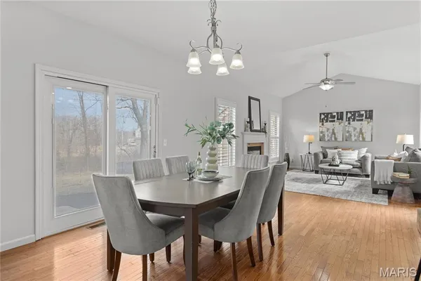 $649,900 | 1802 Sterling Oaks Drive, St. Peters, MO 63376