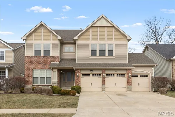$649,900 | 1802 Sterling Oaks Drive, St. Peters, MO 63376