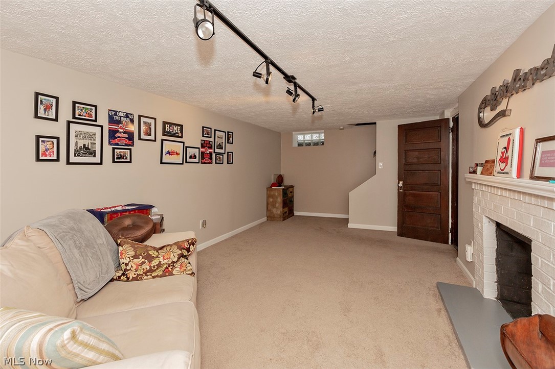3886 Bethany Road Cleveland, OH 44118 - Photo 30 of 35