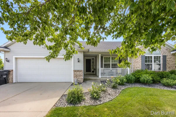 $439,900 | 2896 Barcroft Drive Southwest, Grandville, MI 49418