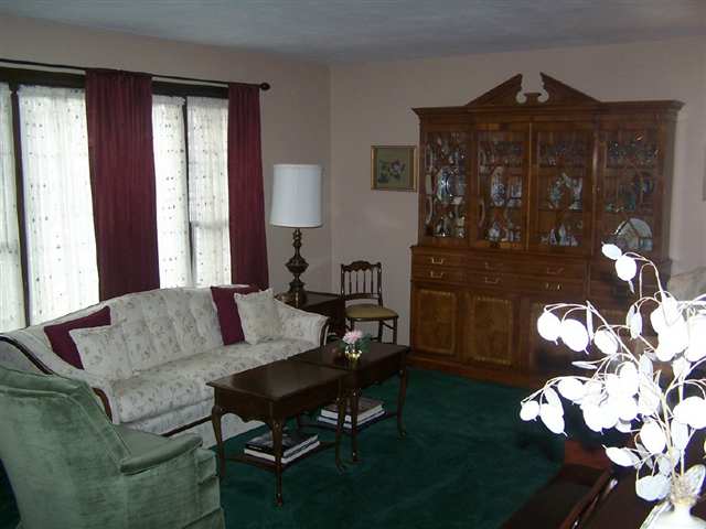 1303 Hampton Road Washington, IL 61571 - Photo 7 of 14 Gallery Image 7