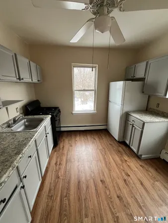 $1,395 | 45 South Whiting Street, Unit 3B, New Britain, CT 06051