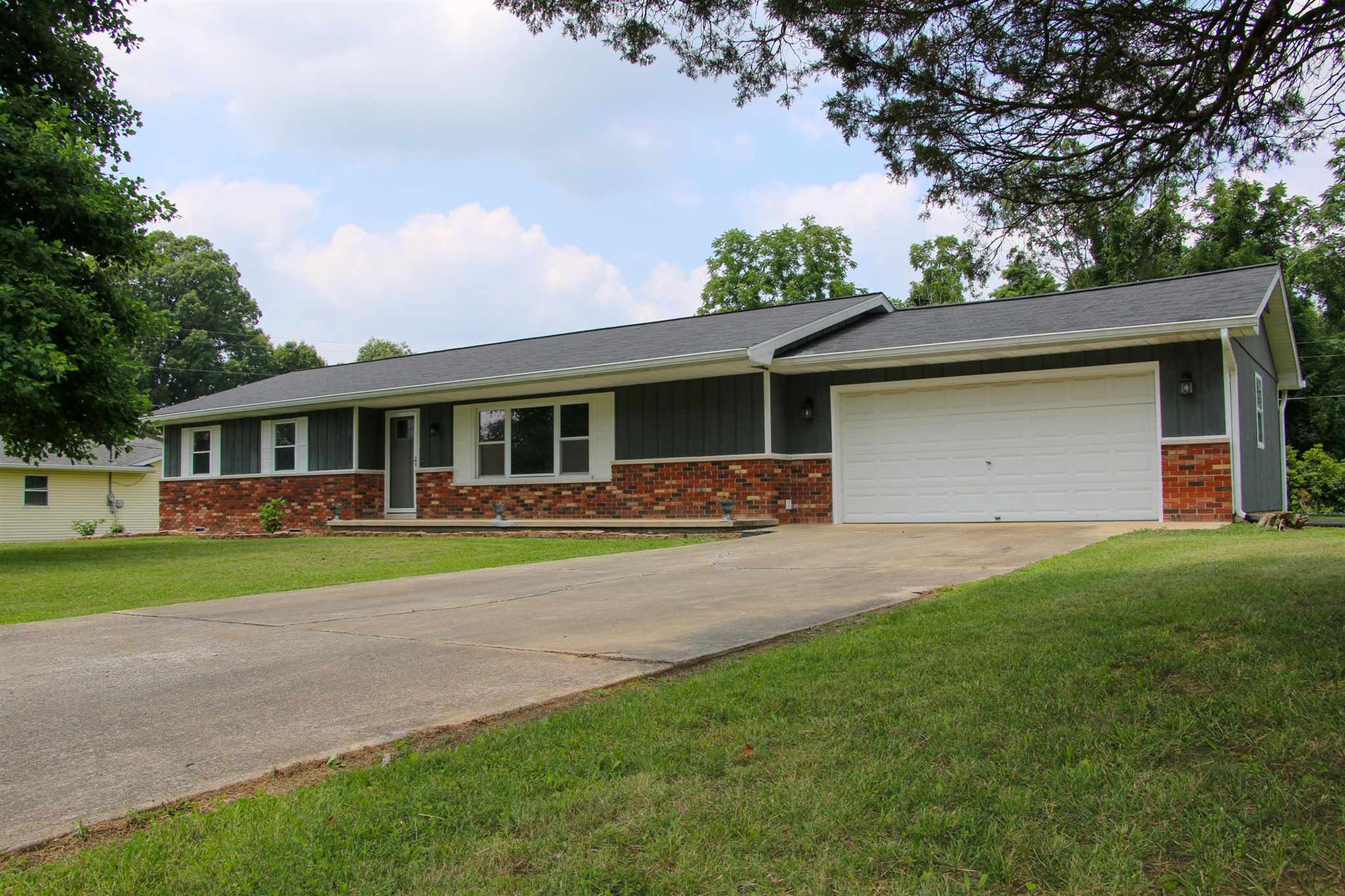 163 Indian Trails Ridge Bedford, IN 47421 - Photo 1 of 28