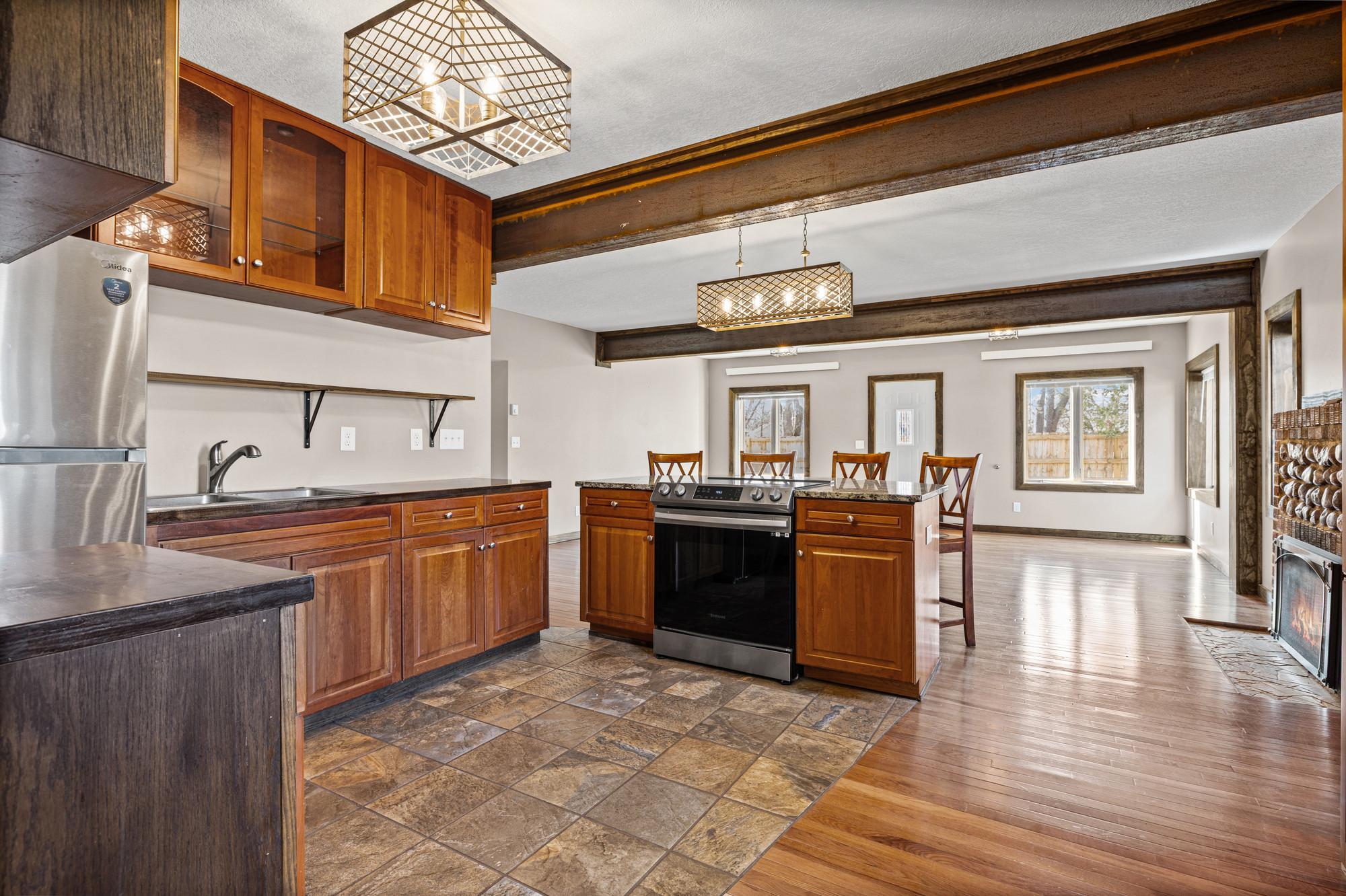 1589 Racine Avenue South Lakeland, MN 55043 - Photo 15 of 47