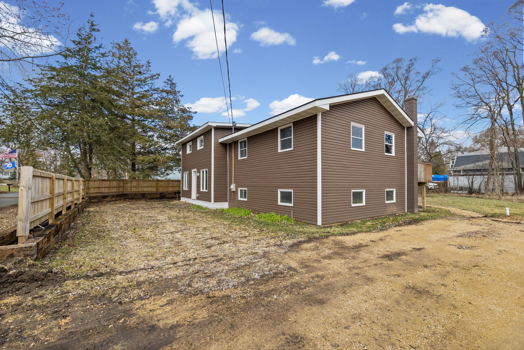1589 Racine Avenue South Lakeland, MN 55043 - Photo 41 of 47
