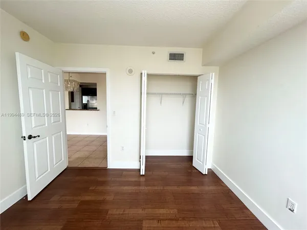 $2,600 | 4242 Northwest 2nd Street, Unit 1412, Miami, FL 33126