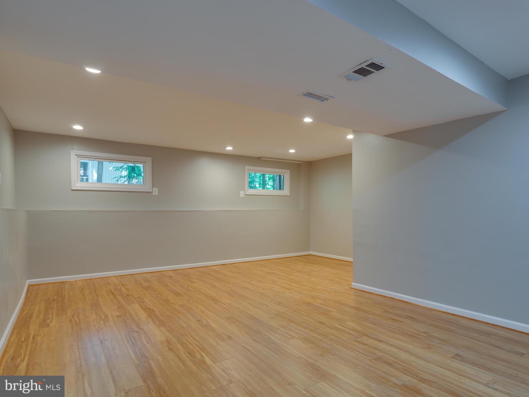 12276 Turkey Wing Court Reston, VA 20191 - Photo 25 of 39 Gallery Image 25