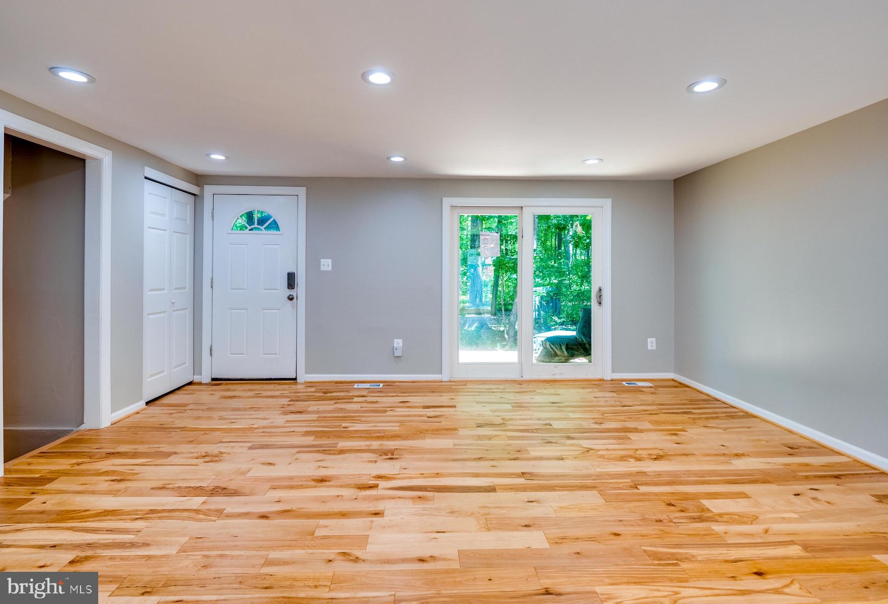 12276 Turkey Wing Court Reston, VA 20191 - Photo 10 of 39 Gallery Image 10