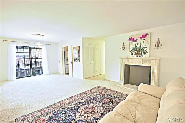 $129,900 | 13515 Coliseum Drive, Unit A, Chesterfield, MO 63017