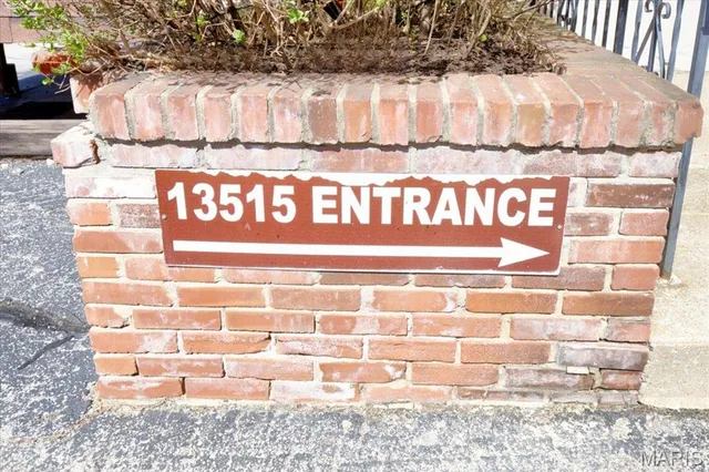 $129,900 | 13515 Coliseum Drive, Unit A, Chesterfield, MO 63017