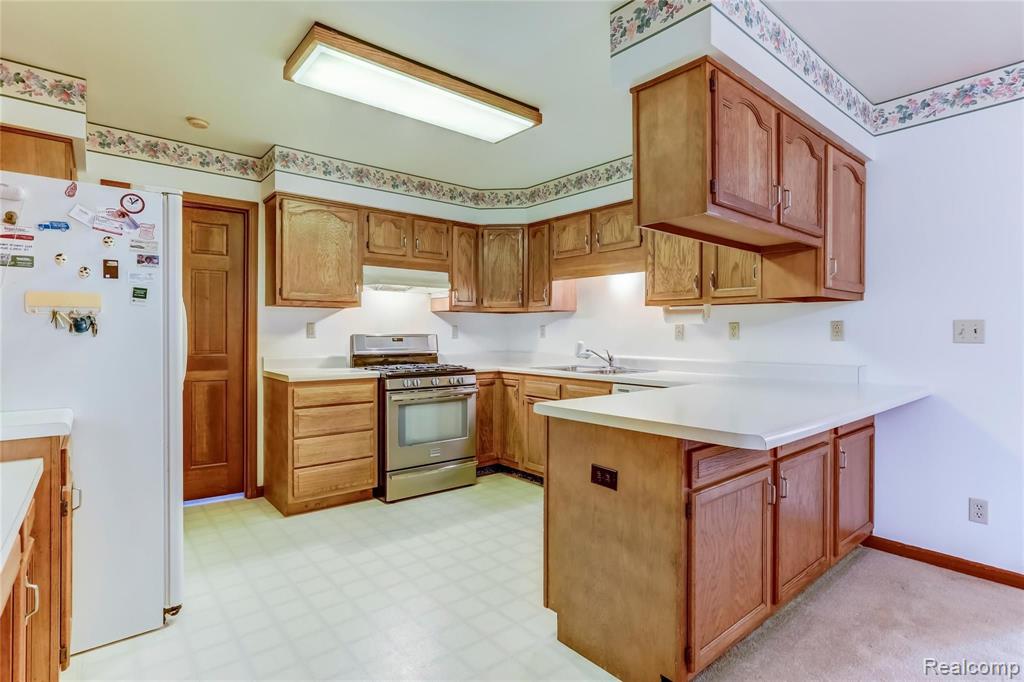 43160 Willis Road Belleville, MI 48111 - Photo 6 of 24