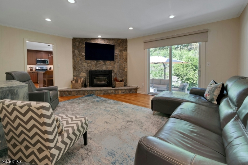 47 Long Ridge Road Morris Plains, NJ 07950 - Photo 11 of 29 Gallery Image 11