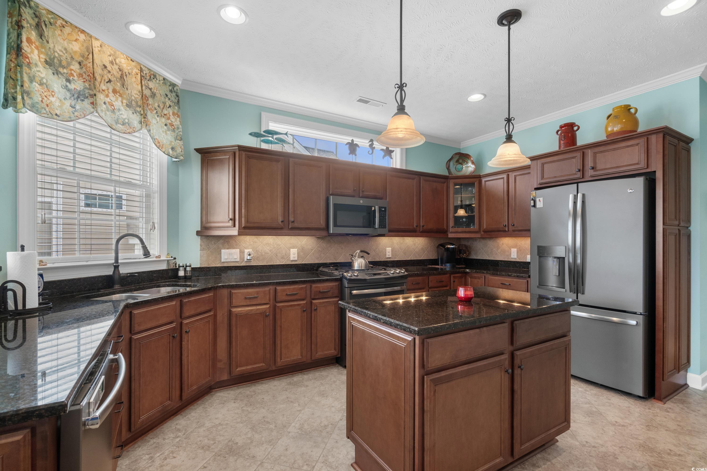 862 Edgewater Drive Murrells Inlet, SC 29576 - Photo 8 of 40