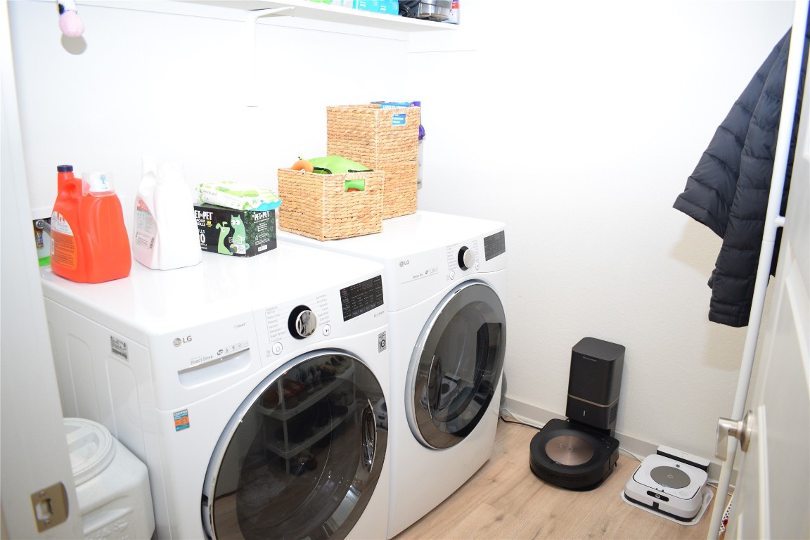 2409 Bear Cub Bend Leander, TX 78641 - Photo 20 of 37 a utility room with dryer and washer