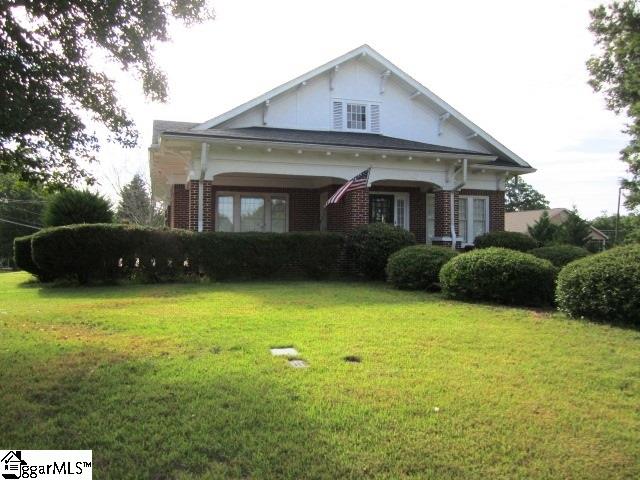 210 Musgrove Street Clinton, SC 29325 - Photo 2 of 36 Gallery Image 2