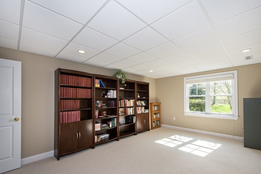 7 Tillinghast Drive, Unit 7 Hingham, MA 02043 - Photo 38 of 42