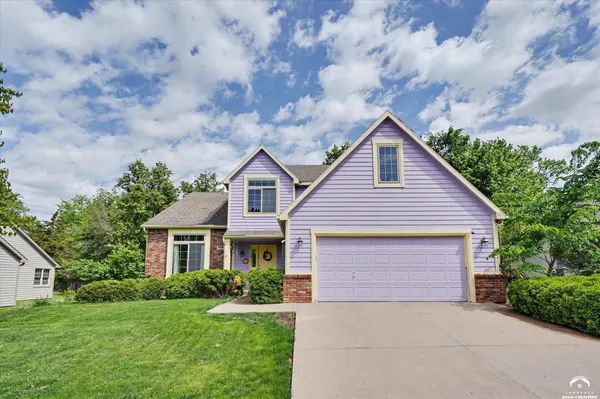 $435,000 | 2408 Oxford Road, Lawrence, KS 66049