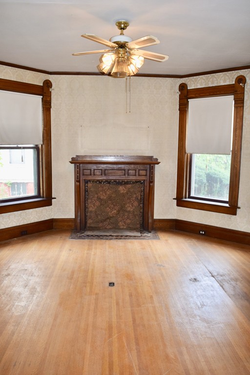 137 Harvard Street Springfield, MA 01109 - Photo 11 of 29 Gallery Image 11