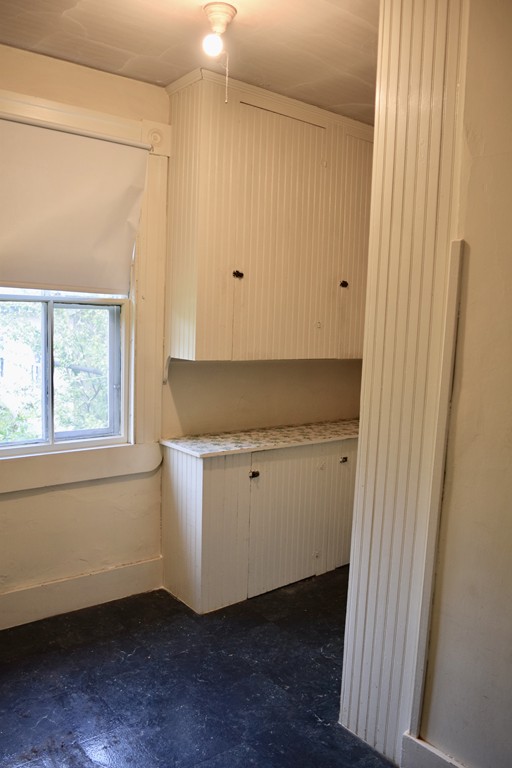 137 Harvard Street Springfield, MA 01109 - Photo 20 of 29 Gallery Image 20