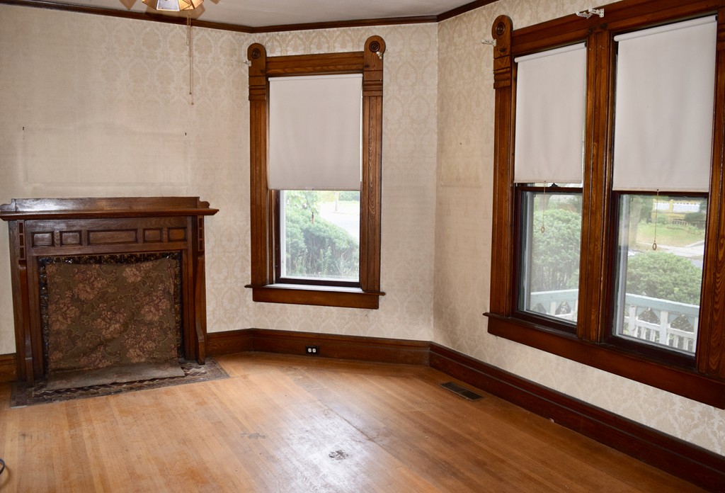 137 Harvard Street Springfield, MA 01109 - Photo 8 of 29 Gallery Image 8