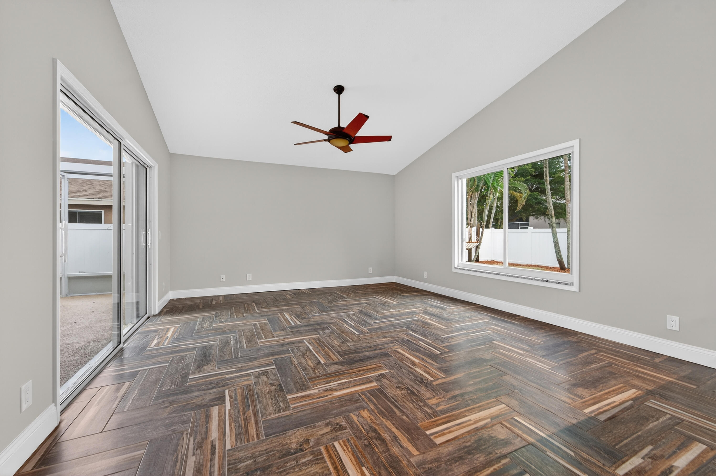 2800 Southwest Montego Terrace Stuart, FL 34997 - Photo 13 of 62 family room