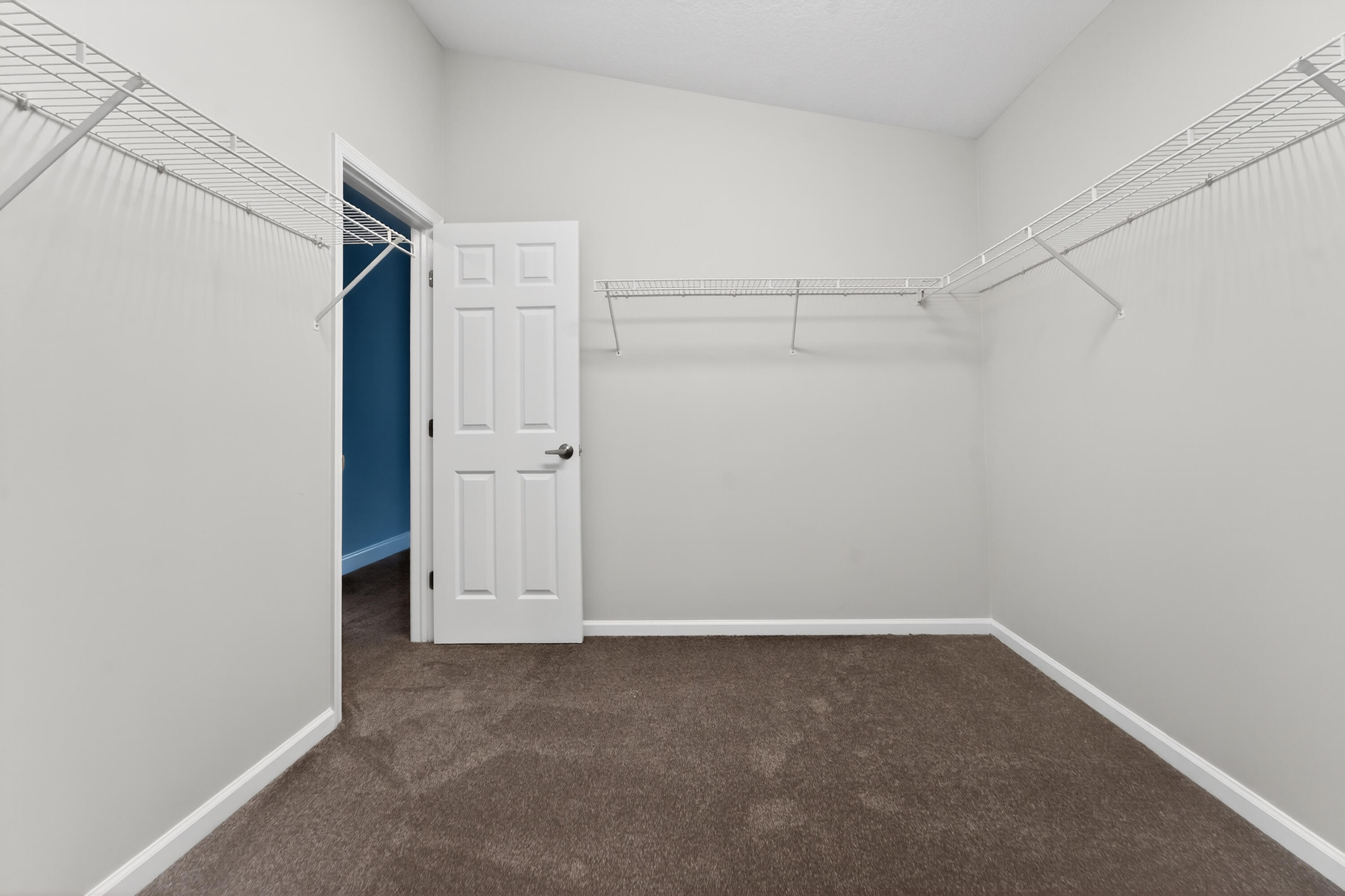 2800 Southwest Montego Terrace Stuart, FL 34997 - Photo 21 of 62 Primary closet