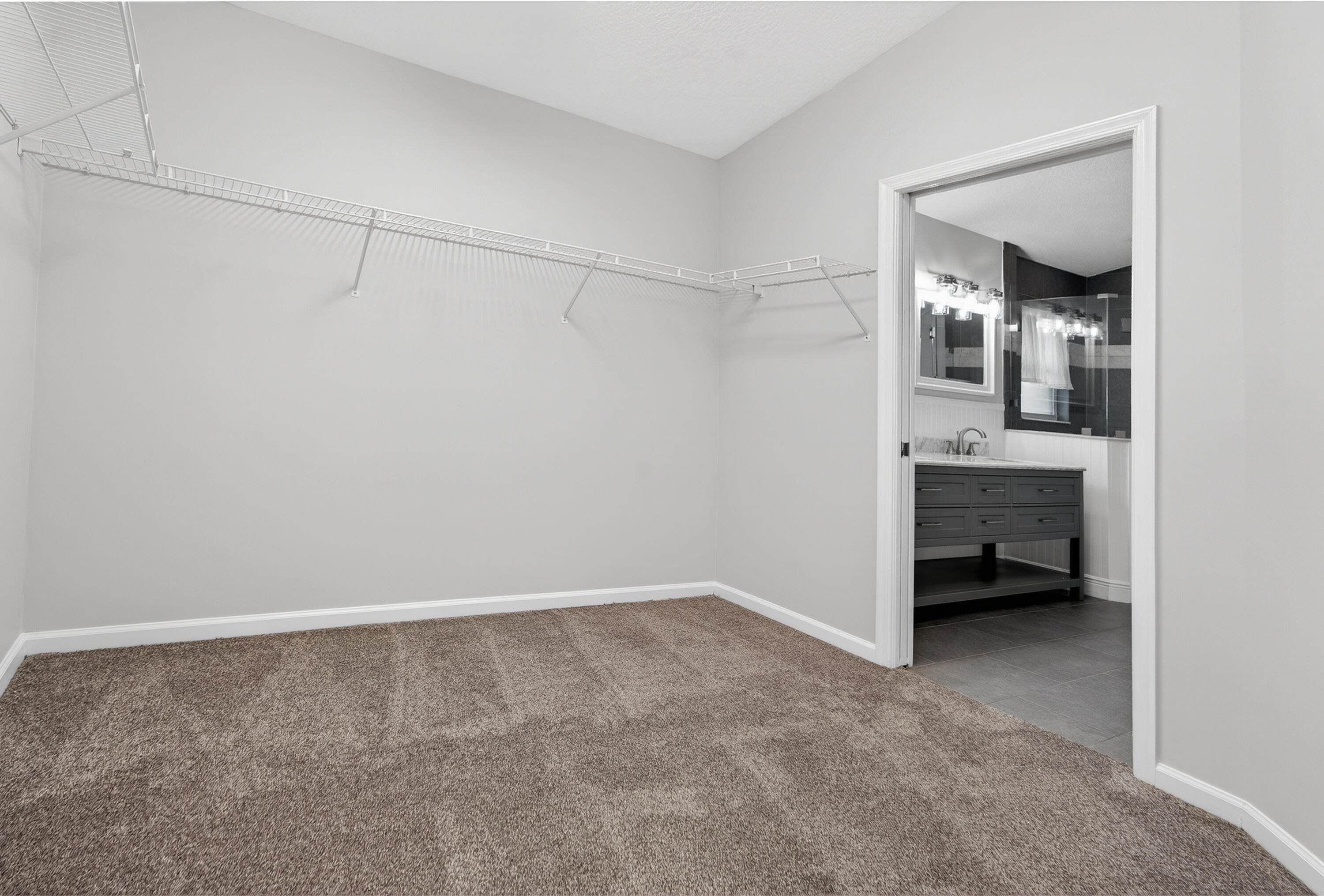 2800 Southwest Montego Terrace Stuart, FL 34997 - Photo 22 of 62 Primary