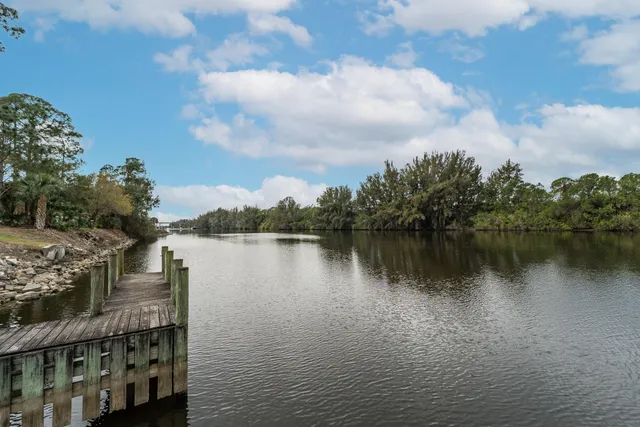 $545,000 | 2800 Southwest Montego Terrace, Stuart, FL 34997