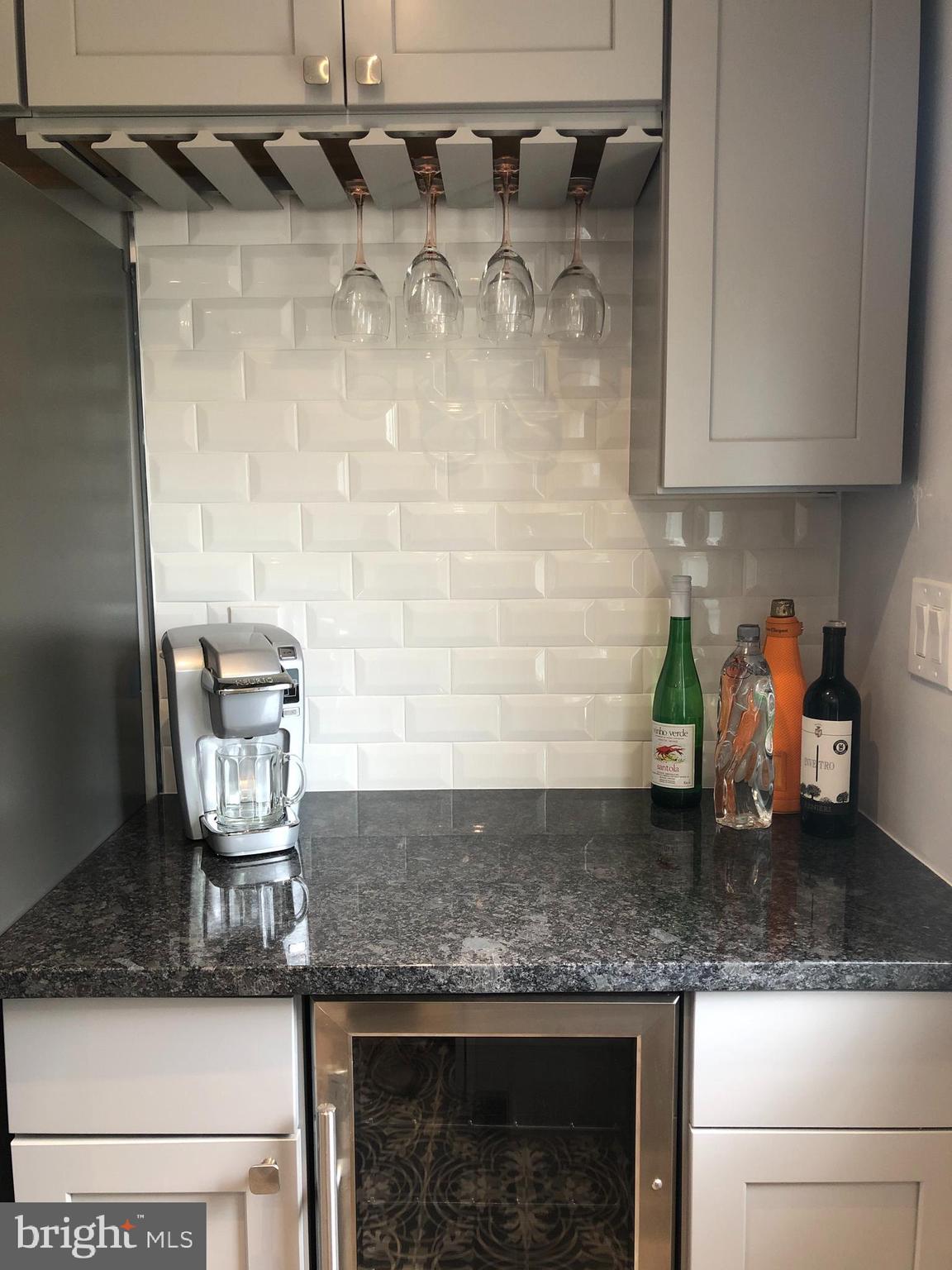 1712 South Rolling Road Halethorpe, MD 21227 - Photo 13 of 32 Wine cooler