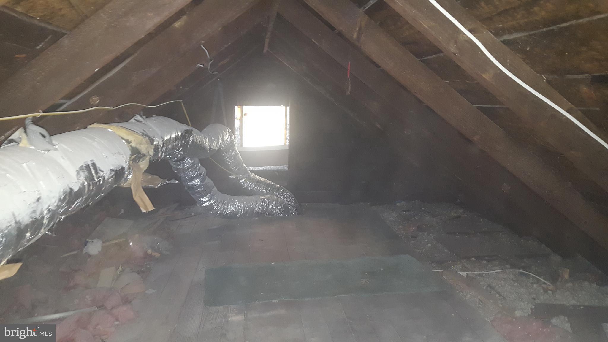 1712 South Rolling Road Halethorpe, MD 21227 - Photo 24 of 32 Attic