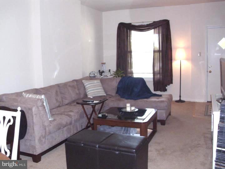 103 Forrest Street Conshohocken, PA 19428 - Photo 3 of 12 Living Room