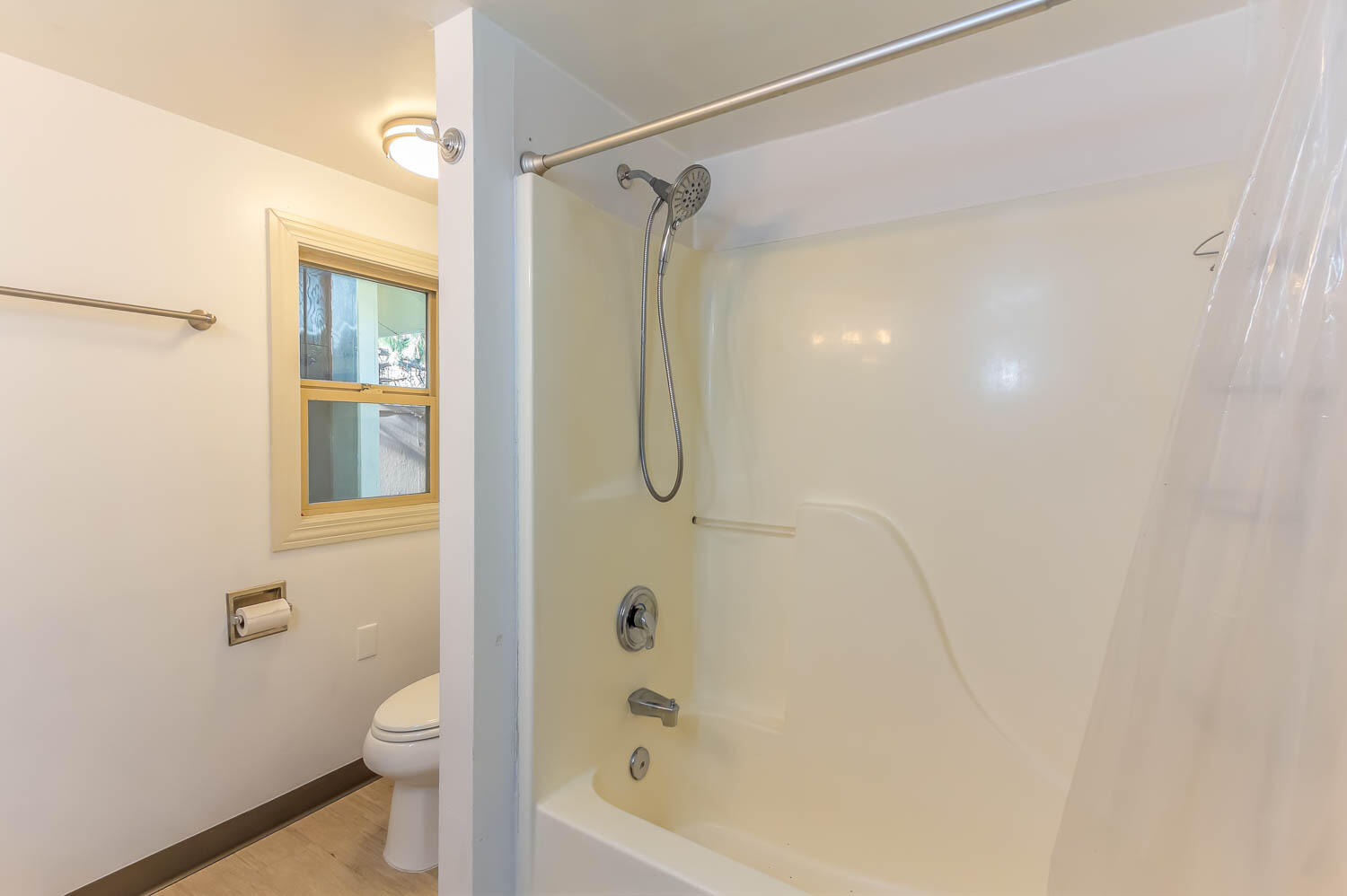 60299 Cinder Butte Road Bend, OR 97702 - Photo 10 of 28 Remodeled Bathroom