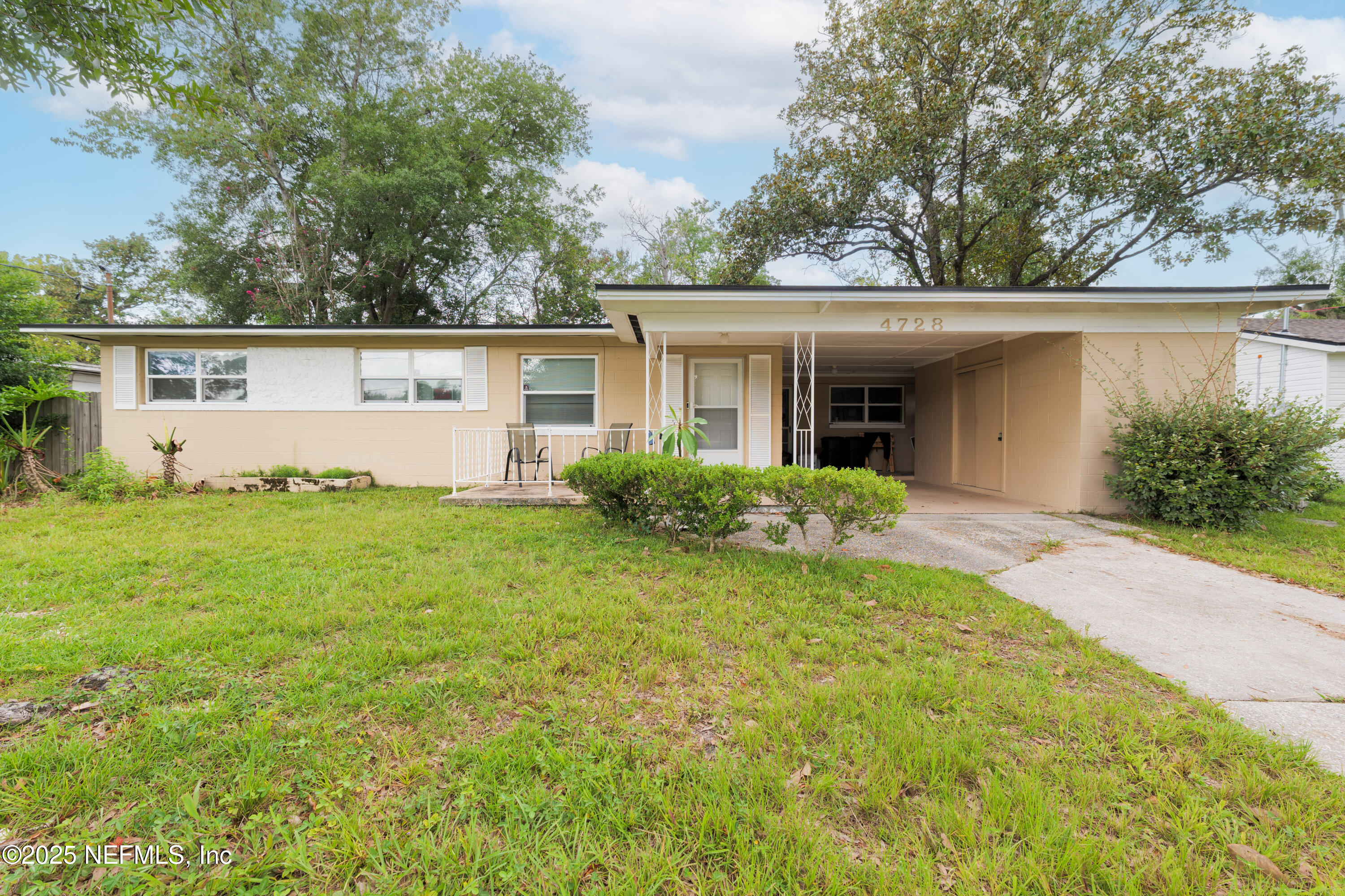 4728 Andromeda Road Jacksonville, FL 32210 - Photo 3 of 27 4728AndromedaRdJacksonvilleFL-2