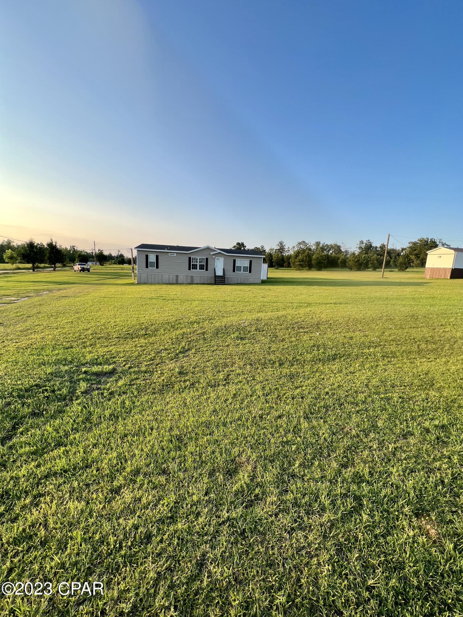 2762 Barber Road Cottondale, FL 32431 - Photo 4 of 26