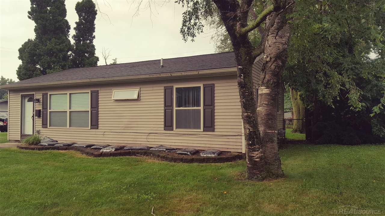 23296 Grabar Square Warren, MI 48089 - Photo 2 of 3