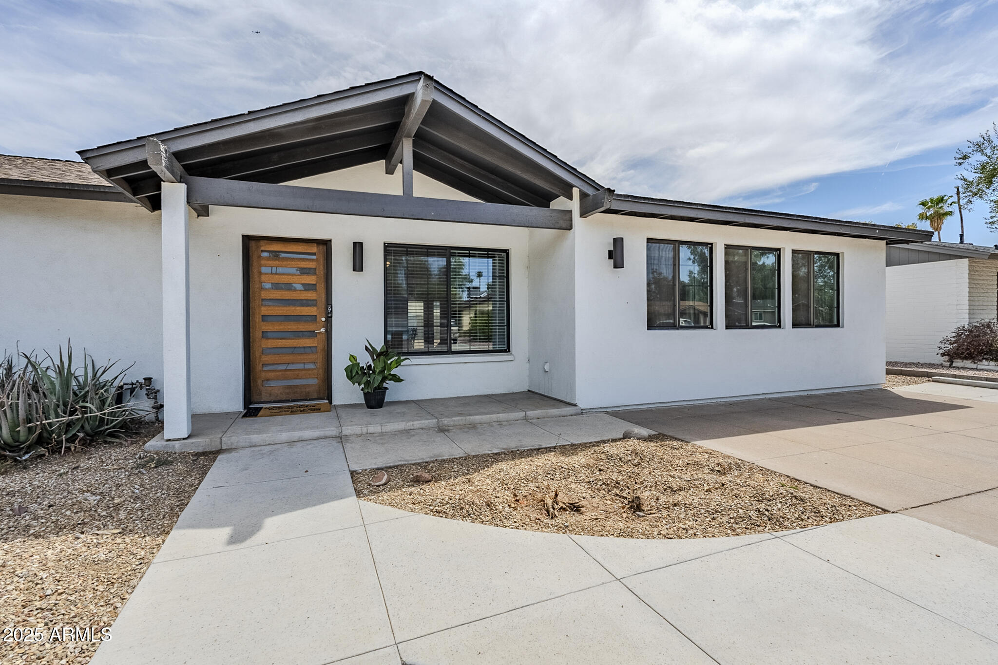 1 West Rice Drive Tempe, AZ 85283 - Photo 4 of 43 Rice-6