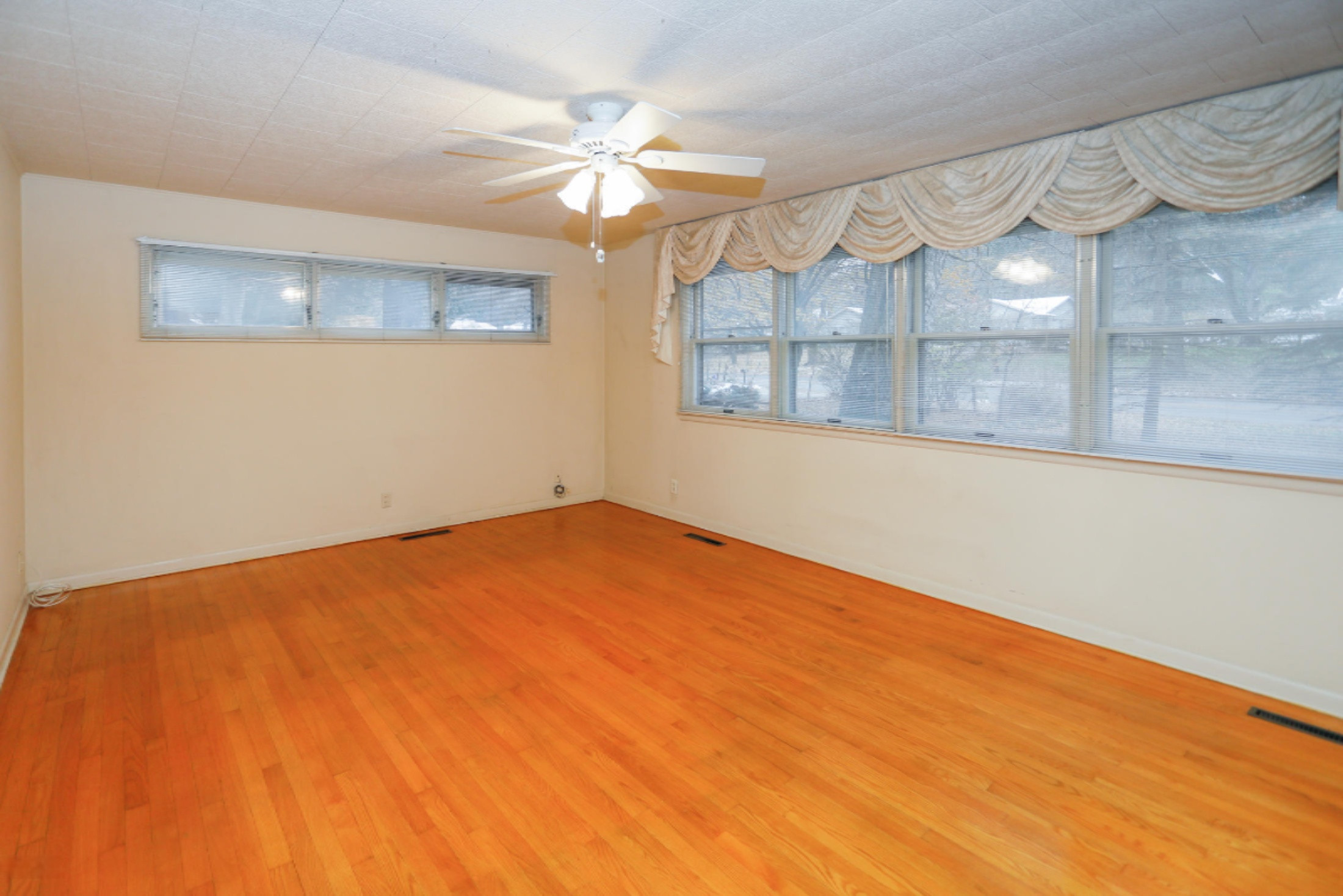 2143 Rambling Road Kalamazoo, MI 49008 - Photo 16 of 25 Bosch-2143 Rambling-116