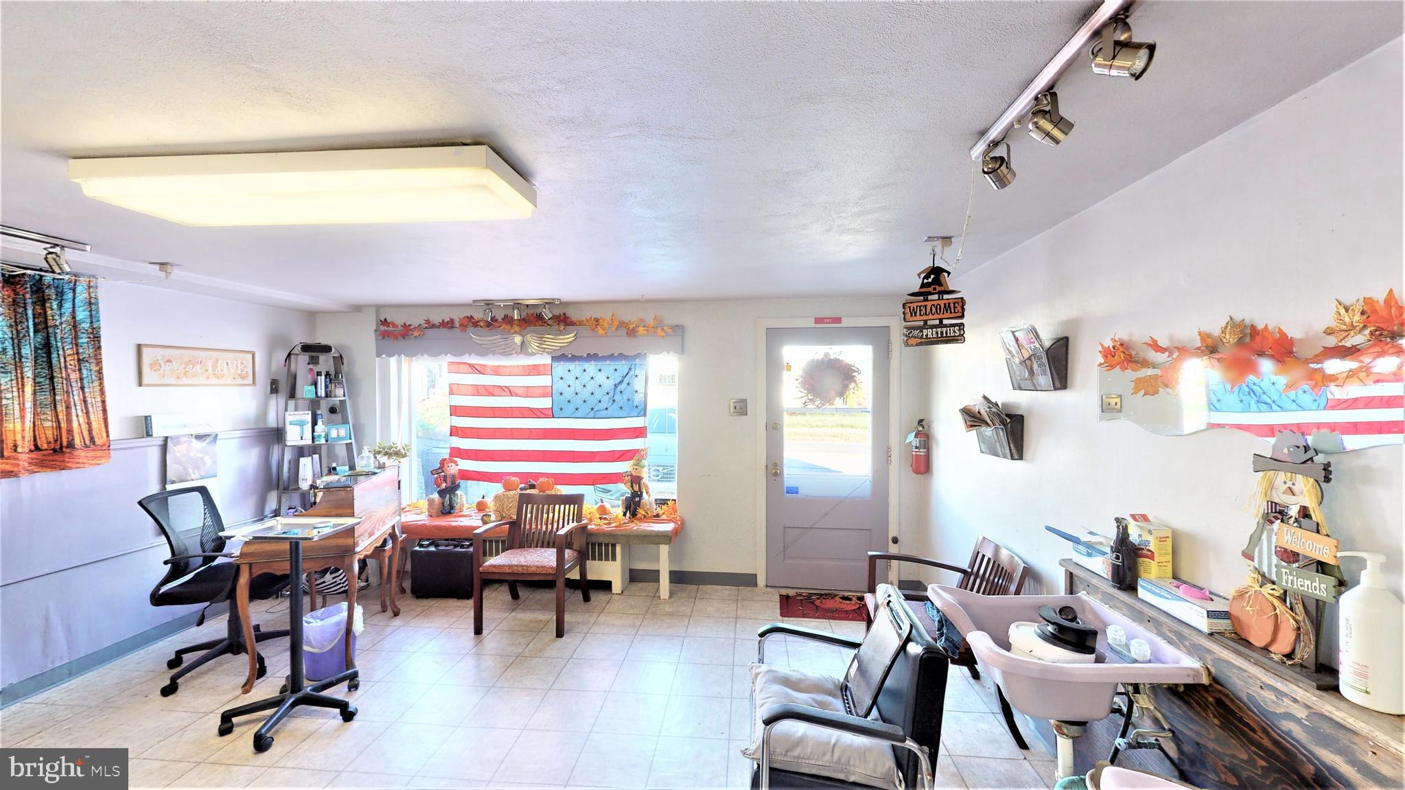 930 Fox Chase Road Jenkintown, PA 19046 - Photo 12 of 34 Gallery Image 12