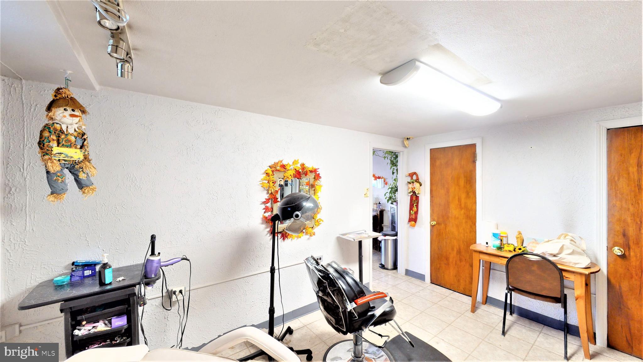 930 Fox Chase Road Jenkintown, PA 19046 - Photo 14 of 34 Gallery Image 14