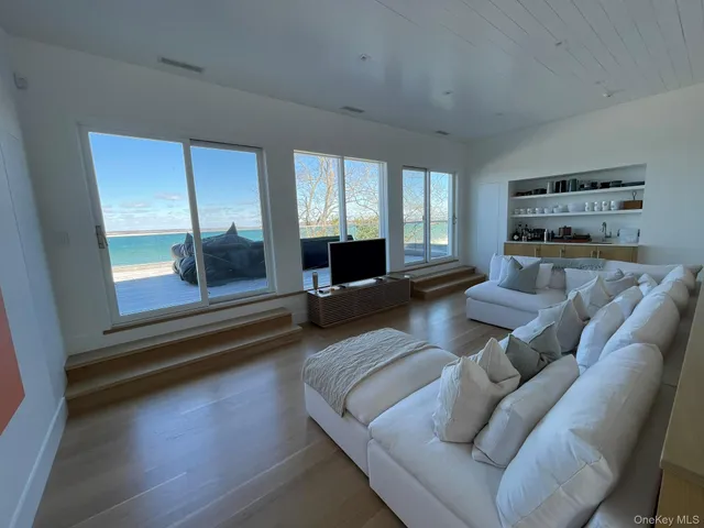 $10,000 | 495 North Parish Drive, Southold, NY 11971