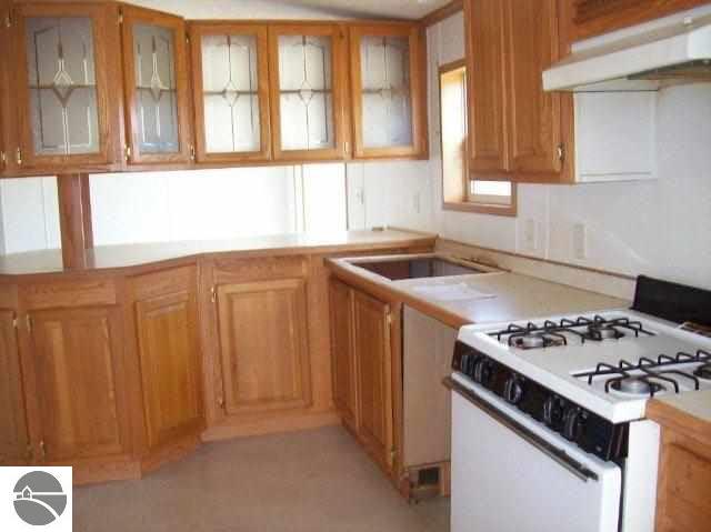 1695 Sensabaugh Road Lupton, MI 48635 - Photo 15 of 25 1750524-14.JPG