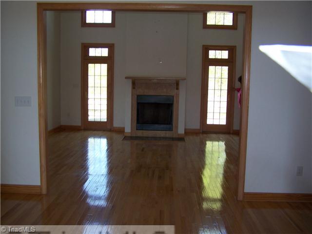 6726 Brantley Gordon Road Denton, NC 27239 - Photo 3 of 10 Living Room.