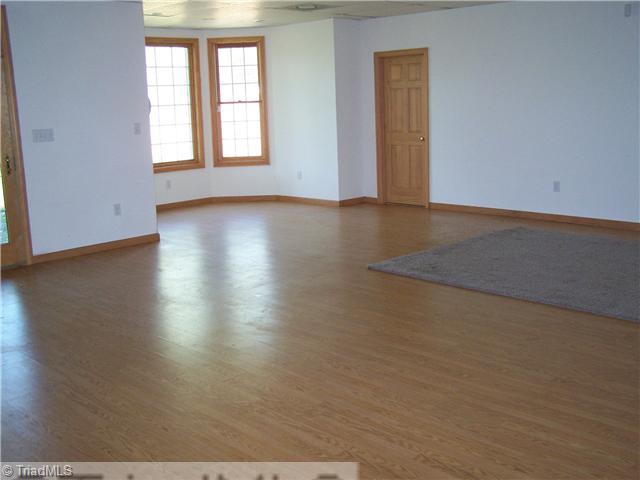 6726 Brantley Gordon Road Denton, NC 27239 - Photo 6 of 10 Den/Family/Great Room.