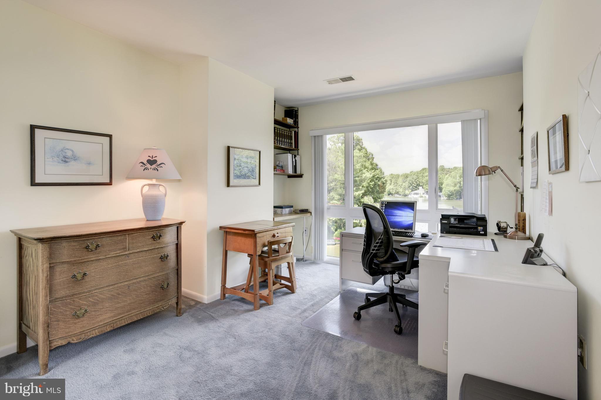 2008 Lakewinds Drive Reston, VA 20191 - Photo 18 of 30 Bedroom