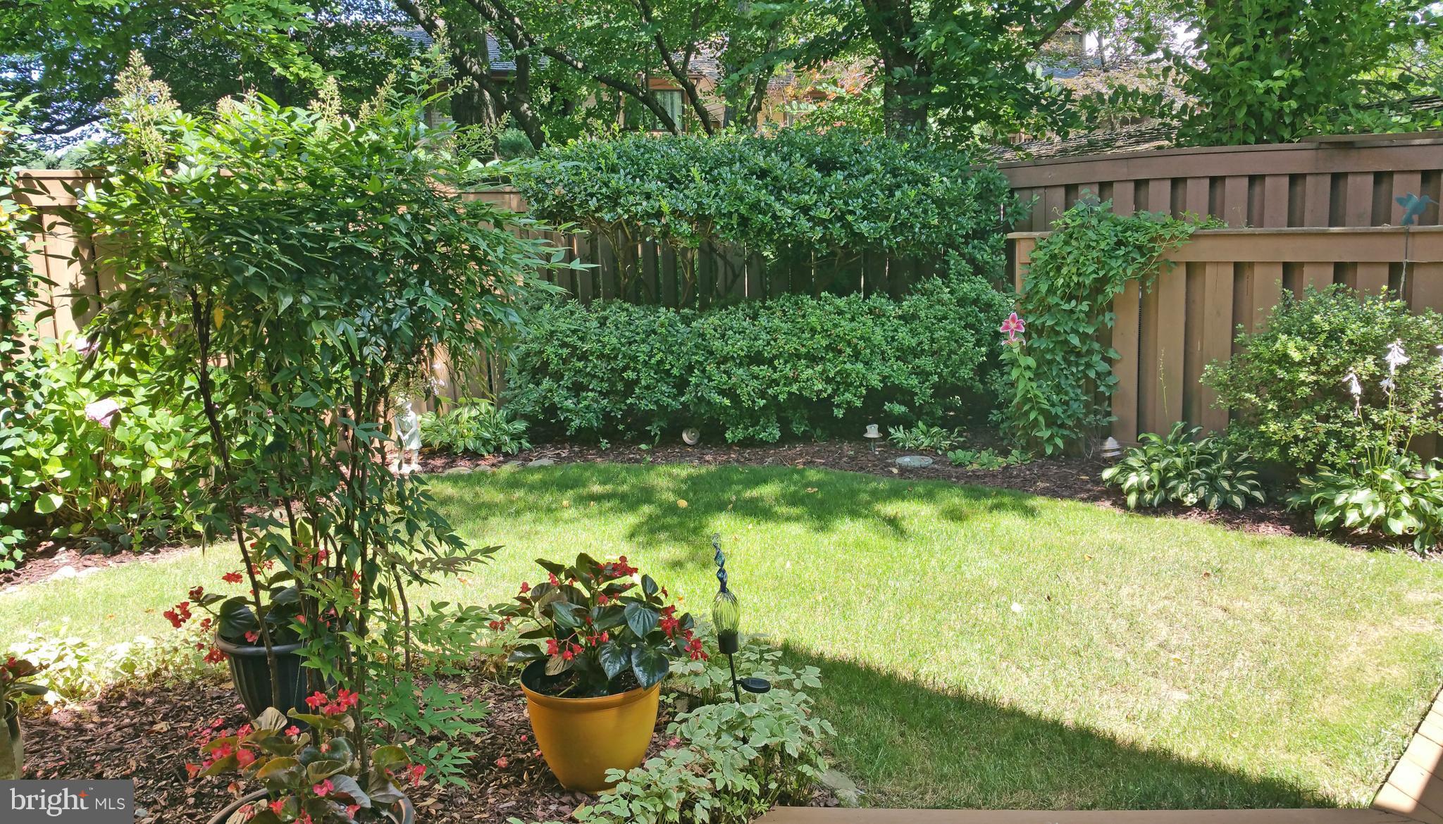 2008 Lakewinds Drive Reston, VA 20191 - Photo 29 of 30 Fence Enclosed Front Yard