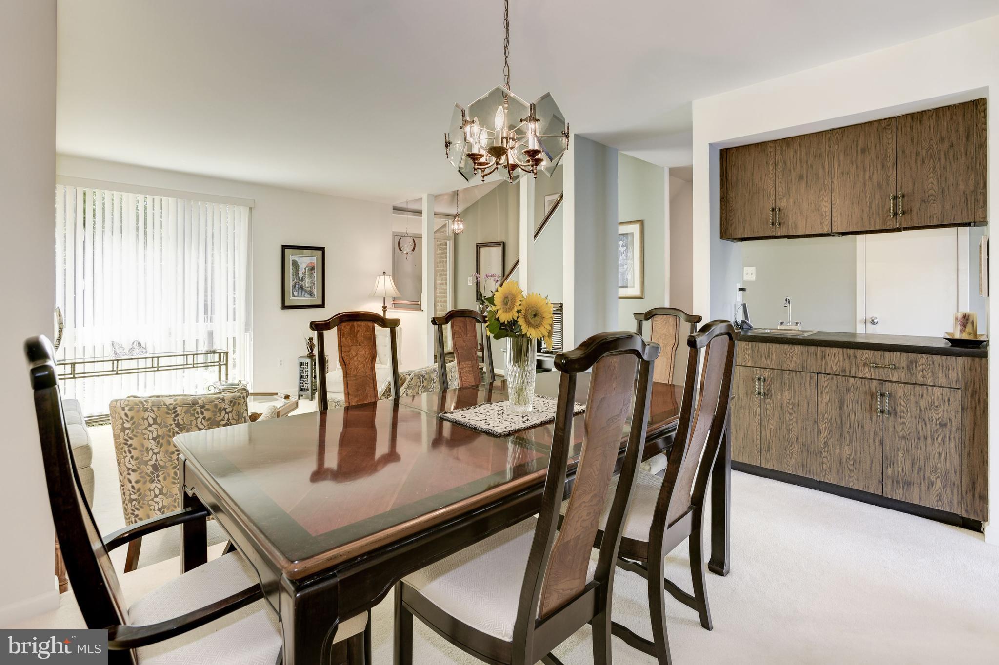 2008 Lakewinds Drive Reston, VA 20191 - Photo 8 of 30 Dining Room