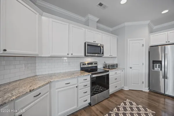 $499,900 | 2996 Landon Drive, Greenville, NC 27858