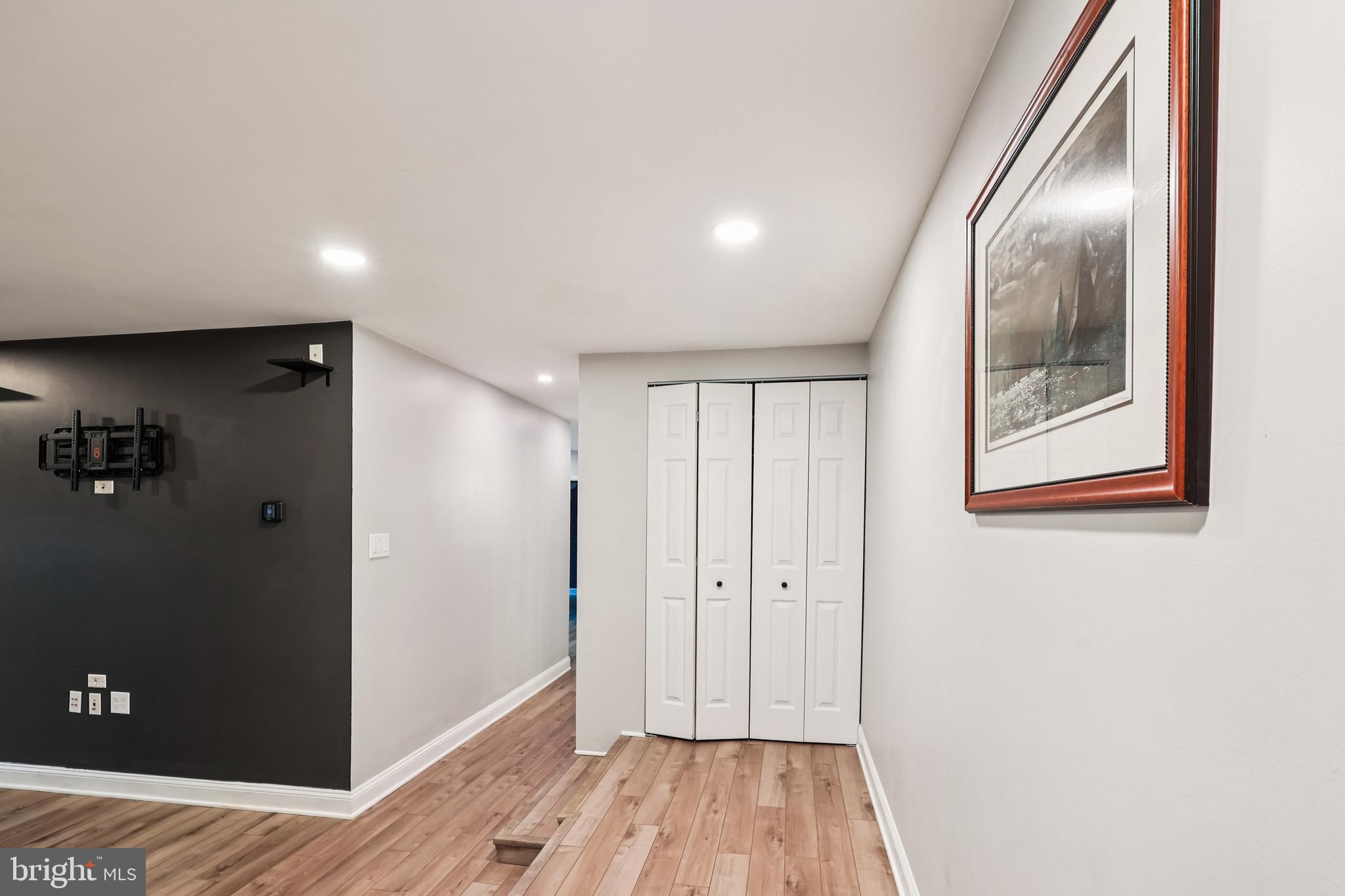 10 Silverwood Circle, Unit 10 Annapolis, MD 21403 - Photo 2 of 58 a view of hallway with wooden floor
