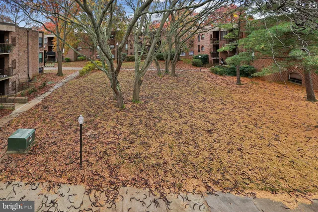 $305,000 | 10 Silverwood Circle, Unit 10, Annapolis, MD 21403
