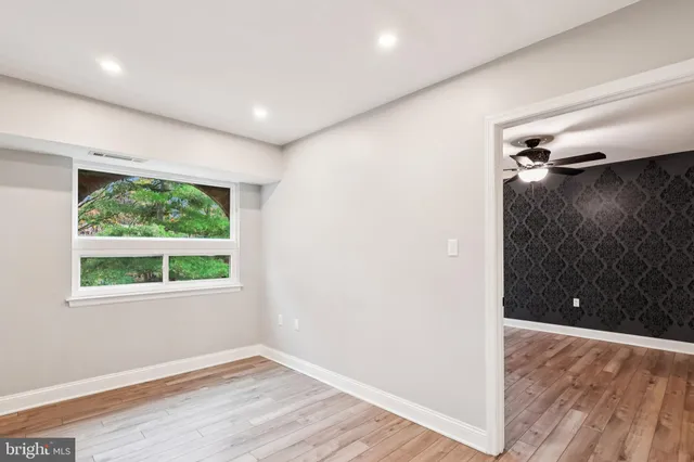 $305,000 | 10 Silverwood Circle, Unit 10, Annapolis, MD 21403